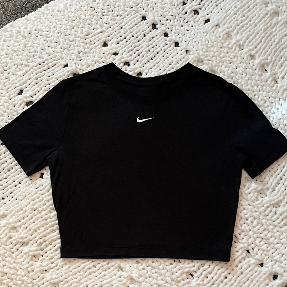 Nike cropped Black Tee with White swoop